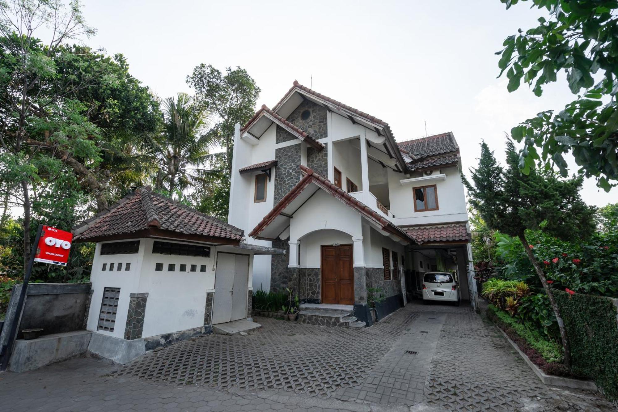 Super Oyo 1778 Omah Duwet Hotel Beran Kidul Eksteriør billede